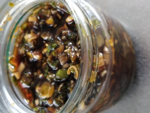 「おつまみ」料理に最適!葉にんにくの醤油漬け